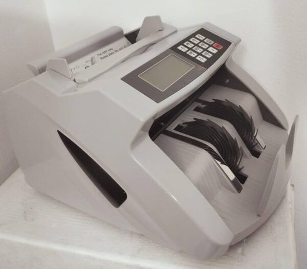 AKU-CASH COUNTING MACHINE A-2040